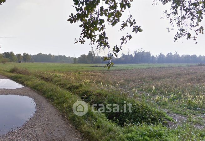 Terreno agricolo in commerciale in Via della Folla