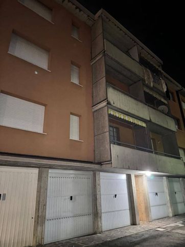 Appartamento in residenziale in Via Emilia Est 7