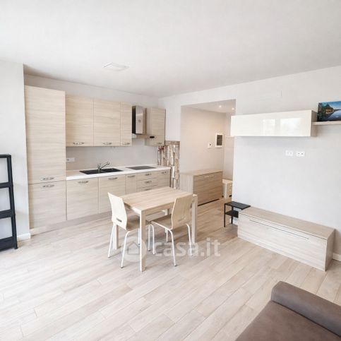 Appartamento in residenziale in Via Friuli 4