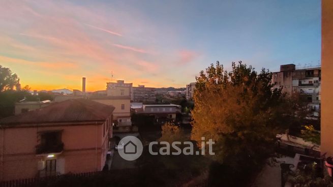 Appartamento in residenziale in Via Nuova Agnano
