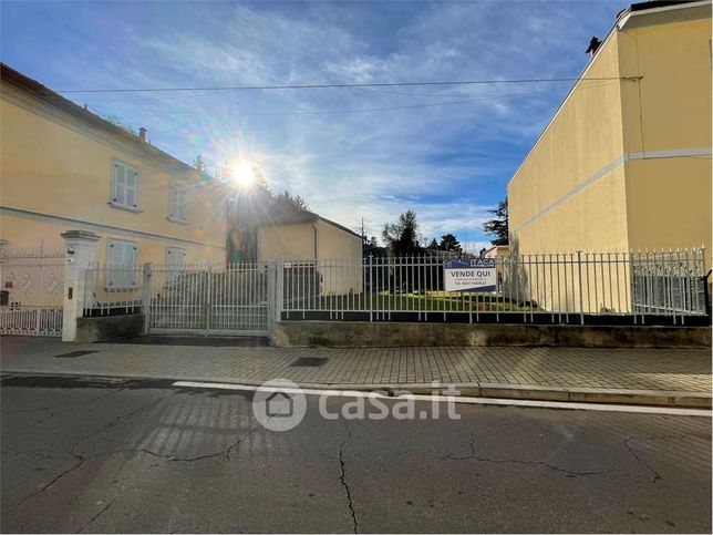 Terreno edificabile in residenziale in Via Limido