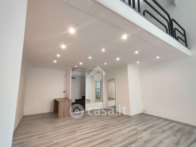 Casa indipendente in residenziale in Corso Cavour 10