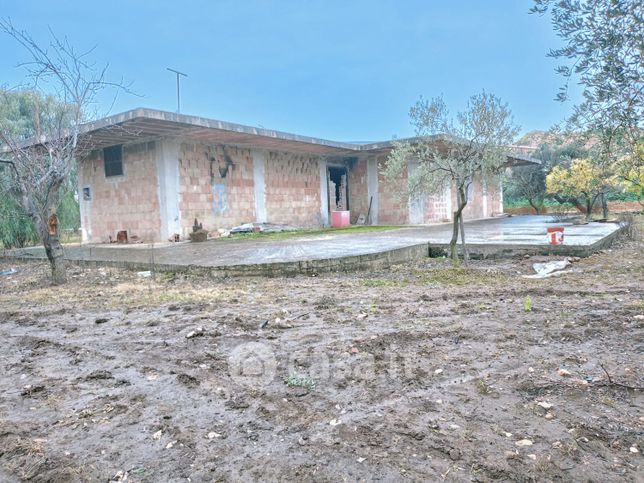 Villa in residenziale in Strada Provinciale 231
