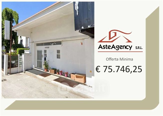 Appartamento in residenziale in Via Pastrengo 2