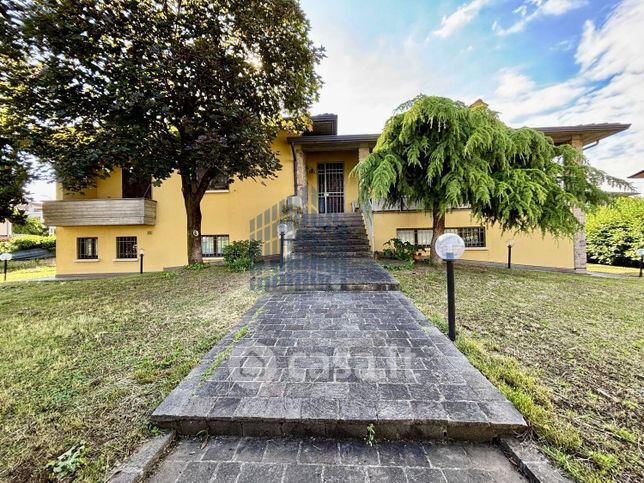 Villa in residenziale in Via Custoza 11