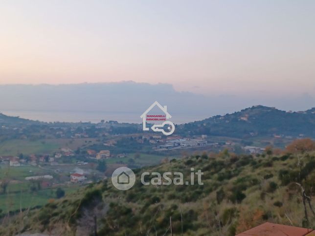 Casa bi/trifamiliare in residenziale in LocalitÃ  Santo Ianni