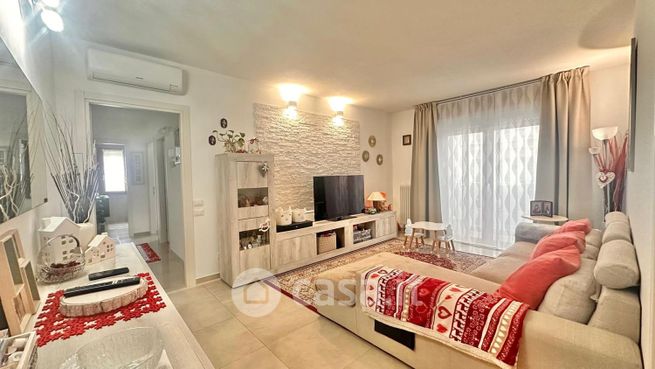Appartamento in residenziale in Via Genunzio Bentini