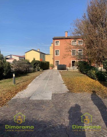 Appartamento in residenziale in Via Preon 9