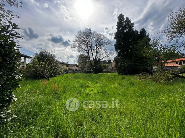 Terreno edificabile in residenziale in Via Dante Alighieri