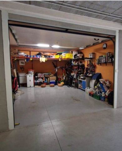 Garage/posto auto in residenziale in Via Telemaco Signorini 55