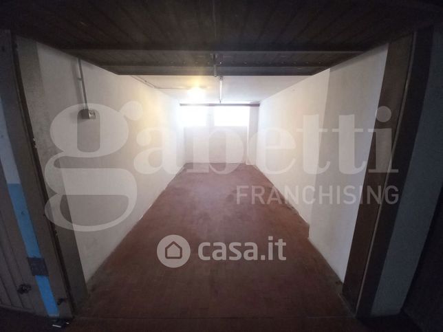 Box/posto auto in residenziale in Via Cannoni
