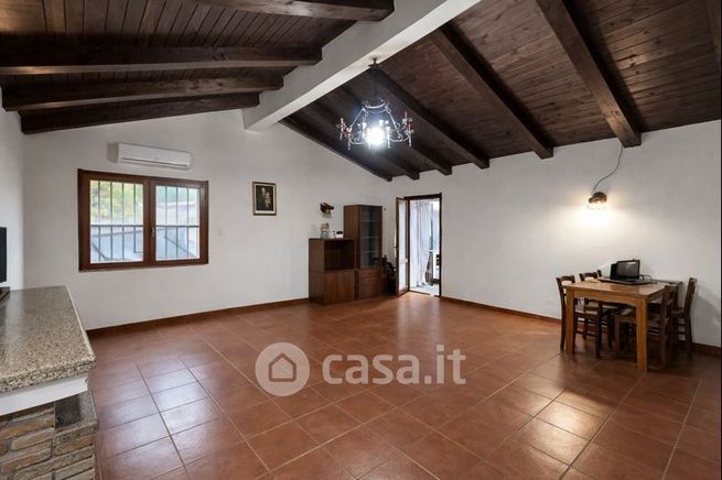 Casa indipendente in residenziale in Vicolo Boi