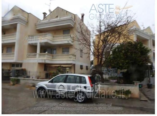 Appartamento in residenziale in Via G. Leopardi 53