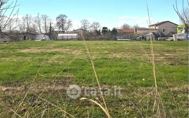 Terreno agricolo in commerciale in Via Massimo D'Azeglio