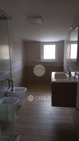 Appartamento in residenziale in Via D'Aquino 15