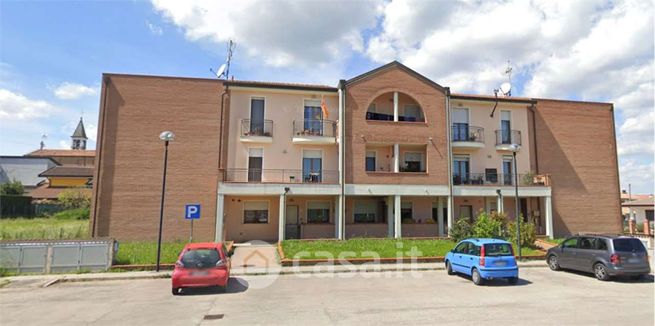 Appartamento in residenziale in Via 5 Martiri 9