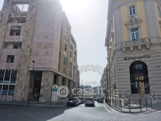Attivitã /licenza (con o senza mura) in commerciale in Via dei Due Principati 13
