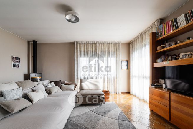 Casa indipendente in residenziale in Via due Acque