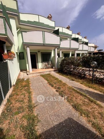 Villetta a schiera in residenziale in Viale del Sole 6