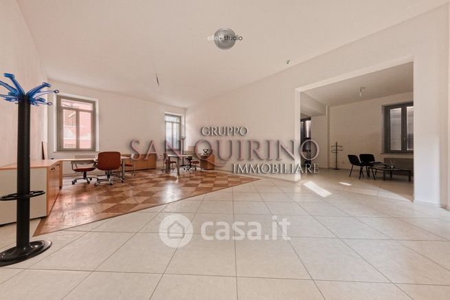 Ufficio in commerciale in Via Castelfidardo 35