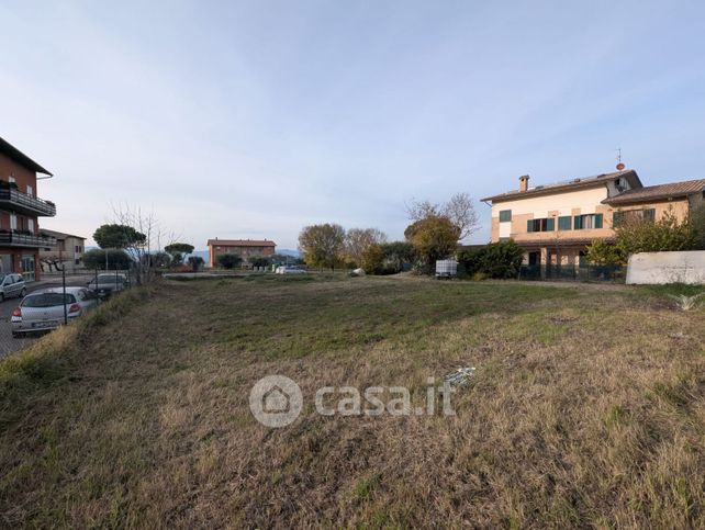 Terreno edificabile in residenziale in Frazione Pila