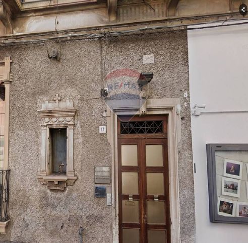 Appartamento in residenziale in Via Gian Battista Nicolosi 44