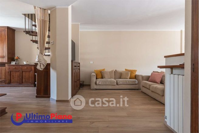 Appartamento in residenziale in Corso Lancieri di Aosta 15