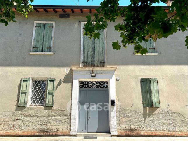 Appartamento in residenziale in Via Grazie 6