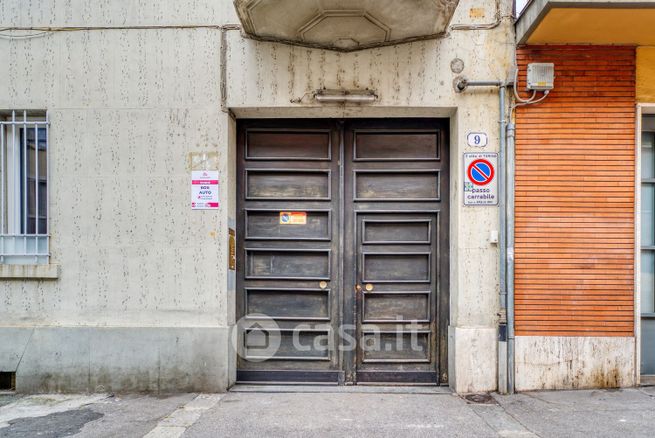 Garage/posto auto in residenziale in Corso Racconigi 180