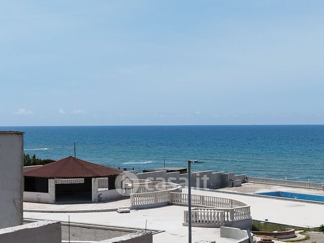 Villetta a schiera in residenziale in Passeggiata delle Sirene