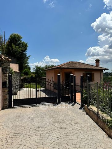 Villetta a schiera in residenziale in Via delle Grotte