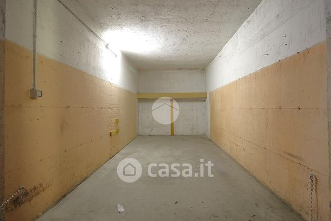 Garage/posto auto in residenziale in Via Varesina 98