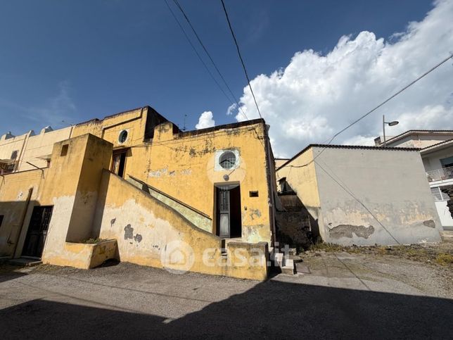 Rustico/casale in residenziale in 