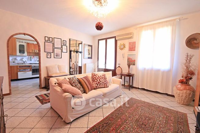 Appartamento in residenziale in Via Capitello