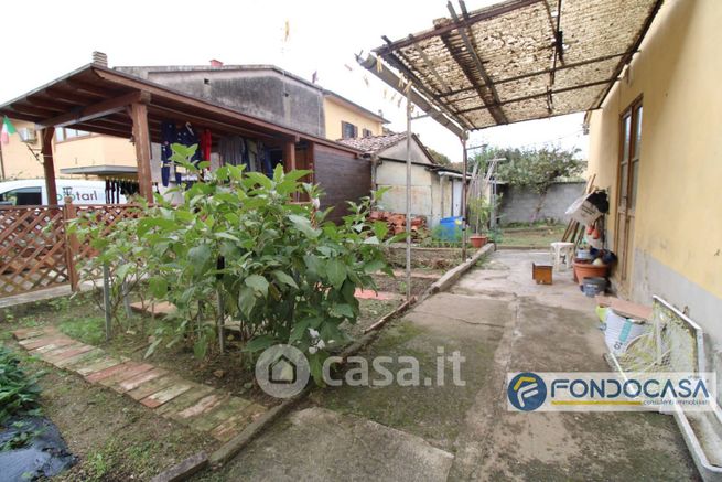 Casa indipendente in residenziale in Via Venezia