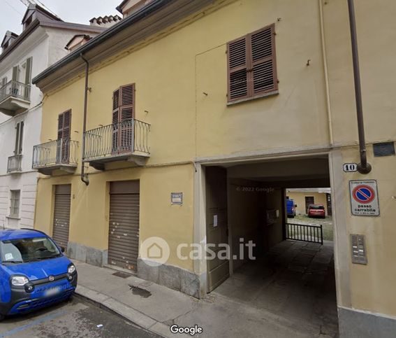 Appartamento in residenziale in Via Giacinto Carena 10