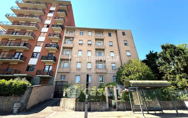 Appartamento in residenziale in Corso Appio Claudio 49