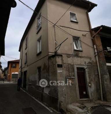 Appartamento in residenziale in Via XI Febbraio 3 B