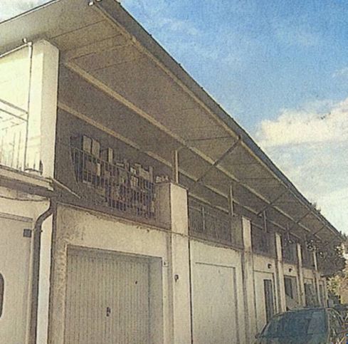 Capannone in commerciale in Contrada Fontescodella 36