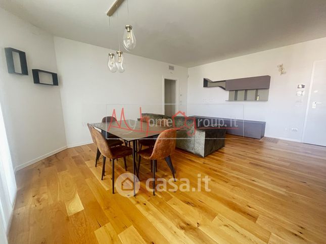 Appartamento in residenziale in Via ScapacchiÃ²