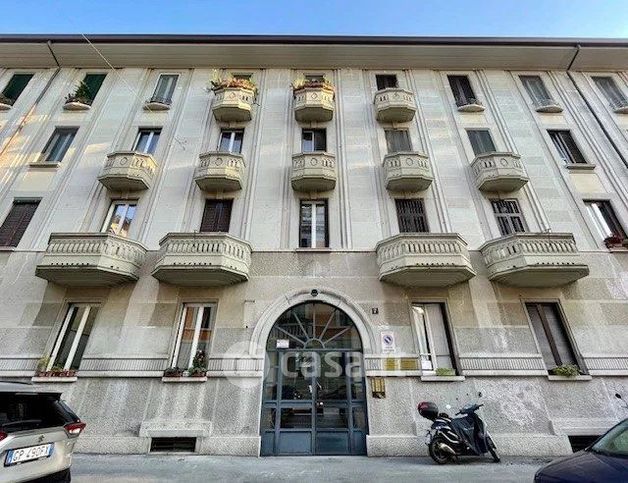 Appartamento in residenziale in Via Ercole Ferrario 7