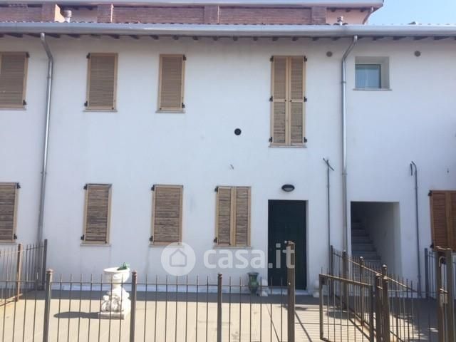 Appartamento in residenziale in Via del Monte Est 63