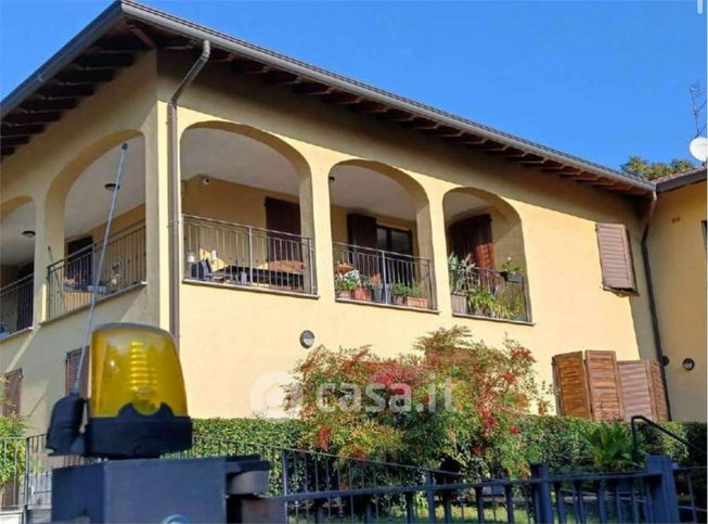 Appartamento in residenziale in Via Monte Grappa 3