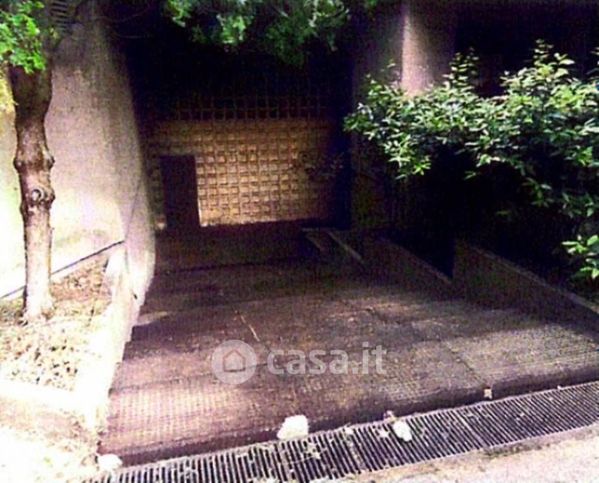 Ufficio in commerciale in Via Quieta