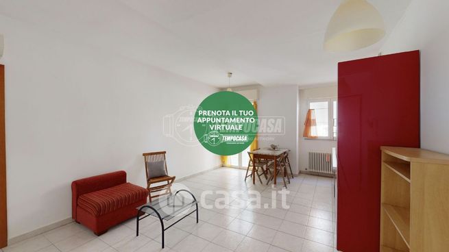 Appartamento in residenziale in Via Giosuè Carducci 1