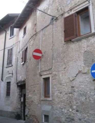 Rustico/casale in residenziale in Via della Croce