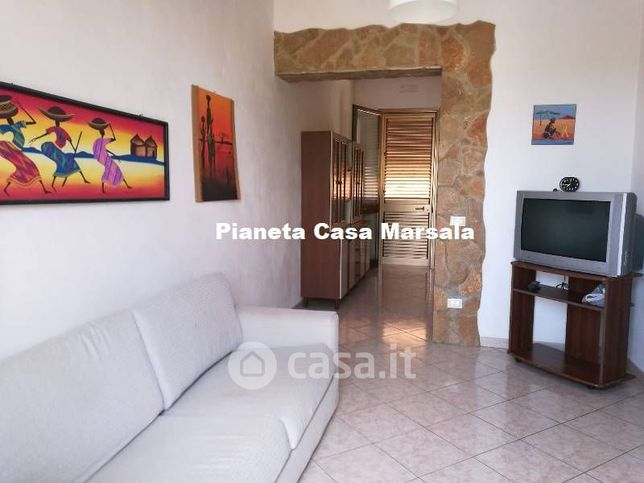 Casa indipendente in residenziale in Via Salemi