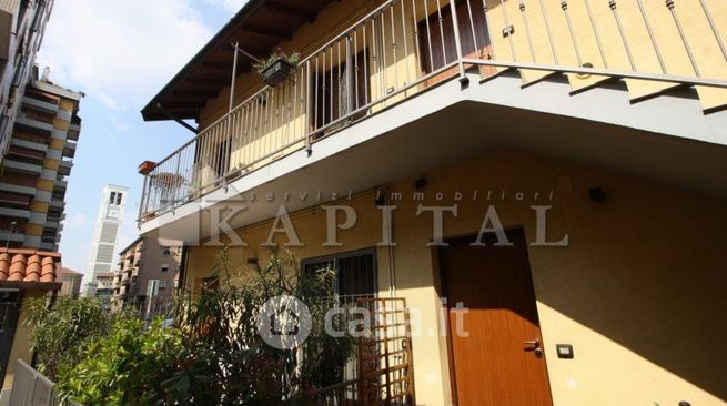 Appartamento in residenziale in Via Padre Ravasi 64