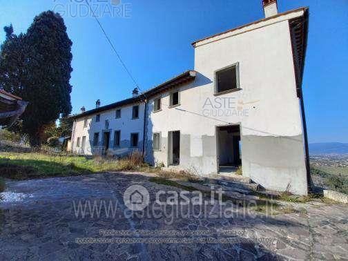 Villa in residenziale in Via Valle 6