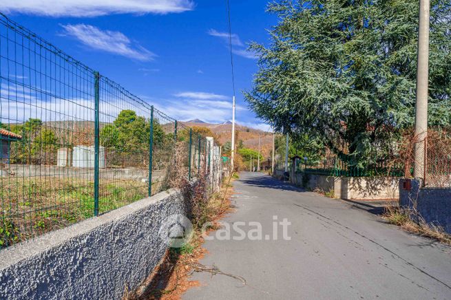 Terreno agricolo in commerciale in Via Monte Po
